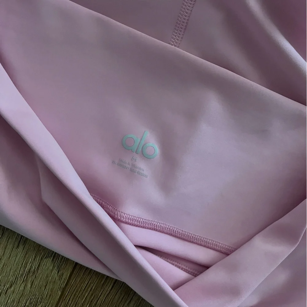 2 PIECE SET ALO YOGA SWEET PINK AIRLIFT LEGGINGS AND BRA
